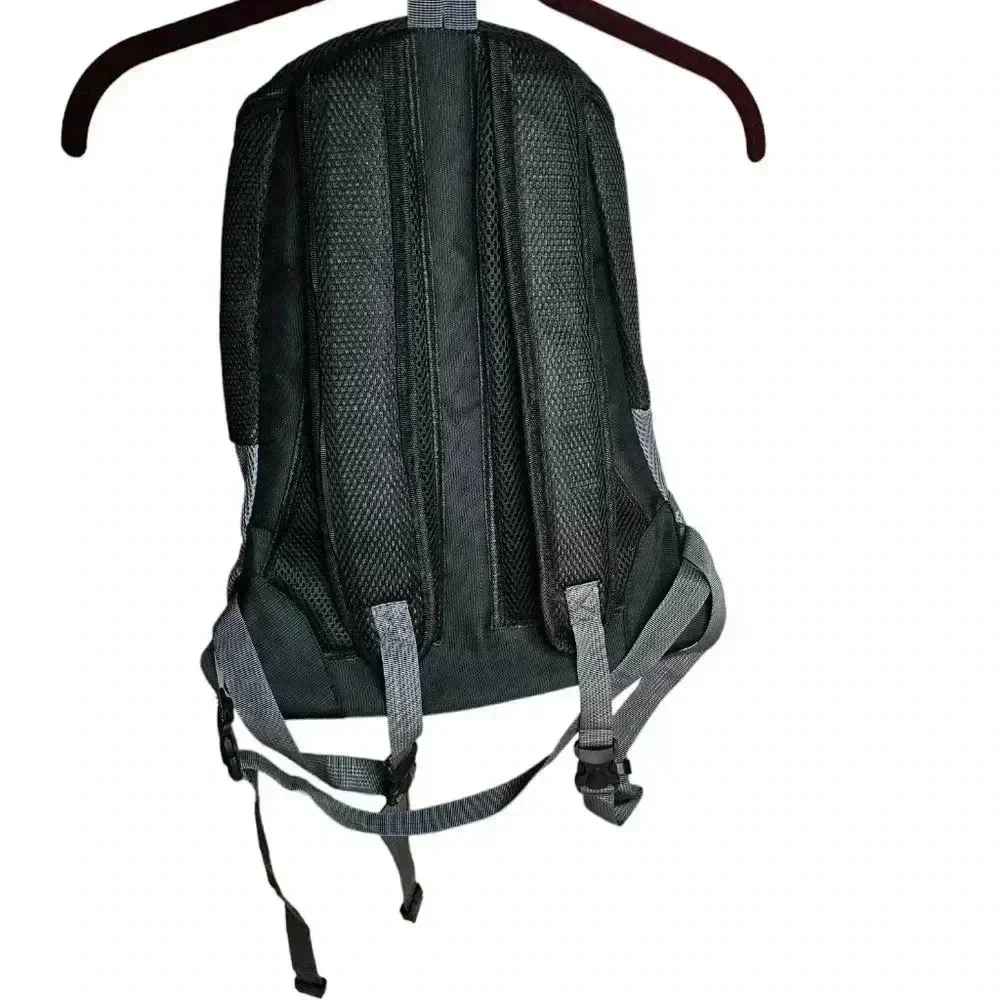 Sport Pooch Carrier S NWOT